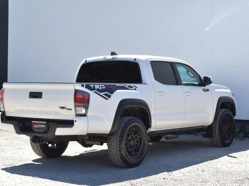Used 2023 Toyota Tacoma TRD Off-Road w/ TRD Premium Off Road Package AWD/4WD image 5