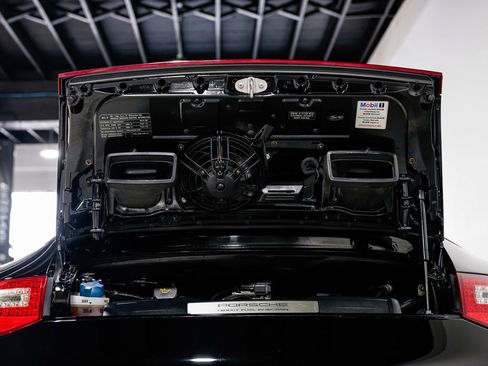 Used 2010 Porsche 911 Carrera 4S AWD/4WD image 40
