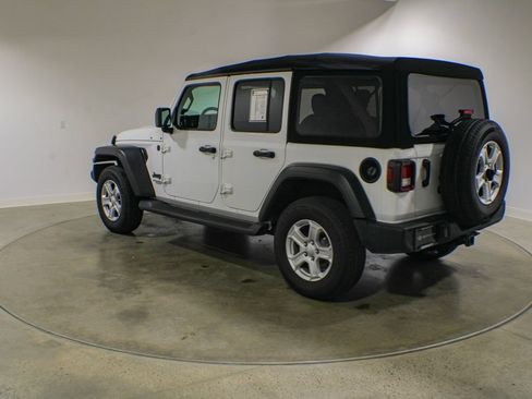 Used 2021 Jeep Wrangler Unlimited Sport AWD/4WD image 4
