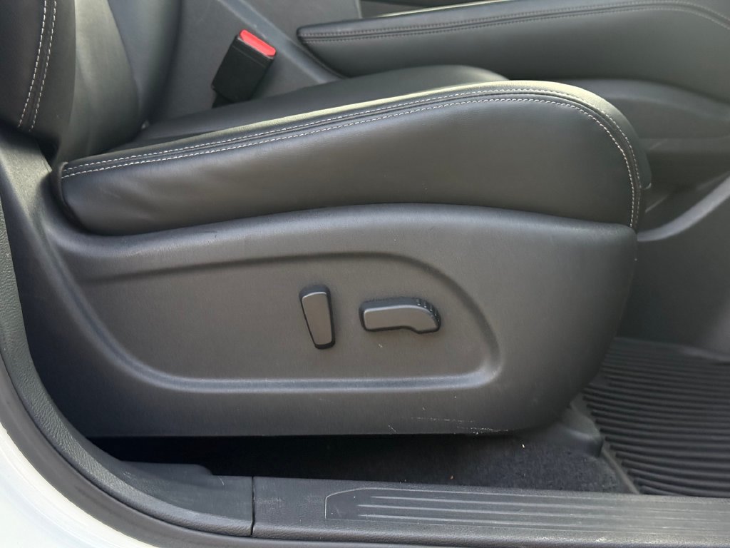 Used 2022 Nissan Murano SV w/ SV Midnight Edition Package FWD image 25