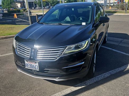 Used 2018 Lincoln MKC Reserve AWD/4WD image 1