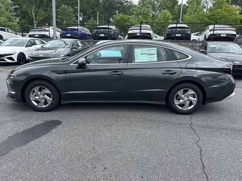 New 2026 Hyundai Sonata SE FWD image 4