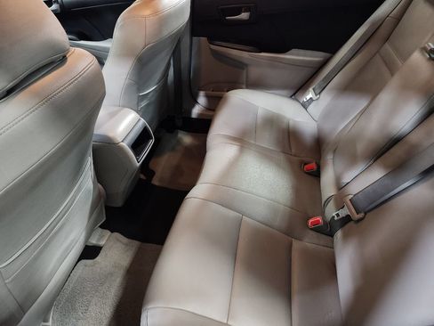 Used 2013 Toyota Camry LE FWD image 50