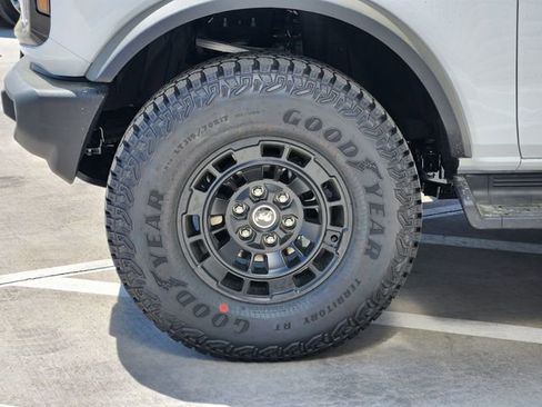 New 2026 Ford Bronco Outer Banks AWD/4WD image 7
