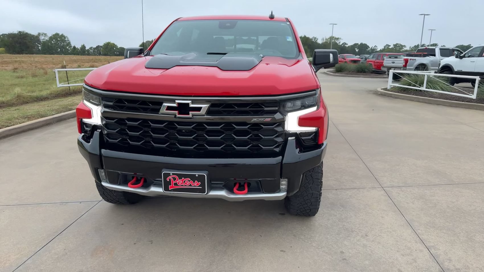 Used 2023 Chevrolet Silverado 1500 ZR2 w/ Technology Package AWD/4WD image 4