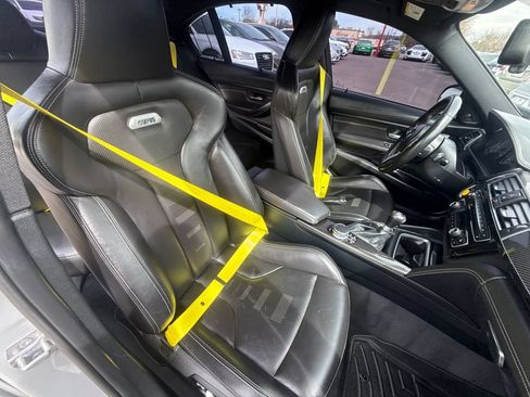 Used 2017 BMW M3 RWD image 15