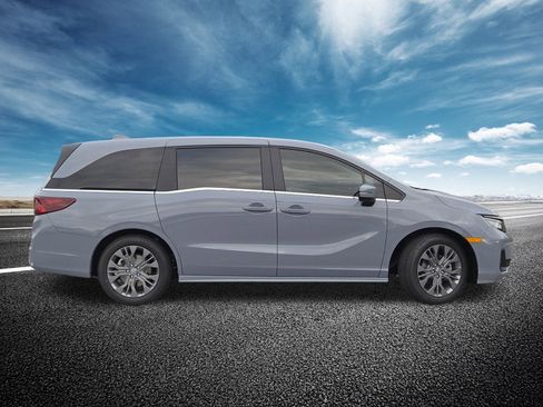 New 2026 Honda Odyssey Touring image 20