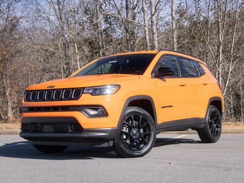 New 2026 Jeep Compass Latitude image 1