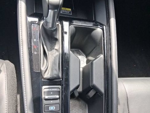 Used 2025 Honda Accord Touring image 12