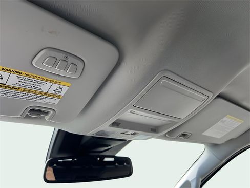 Used 2025 Ford Ranger Lariat w/ Advanced Towing Package image 33