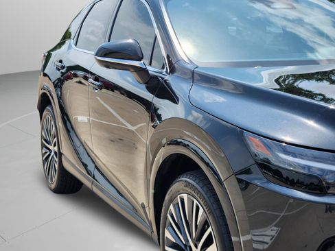Used 2025 Lexus RX 350 Premium Plus w/ Accessory Package (Z1) FWD image 34