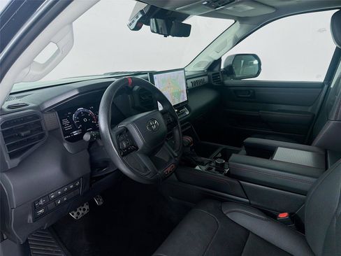 Used 2022 Toyota Tundra TRD Pro AWD/4WD image 4