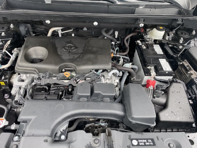 Used 2025 Toyota RAV4 LE AWD/4WD image 31