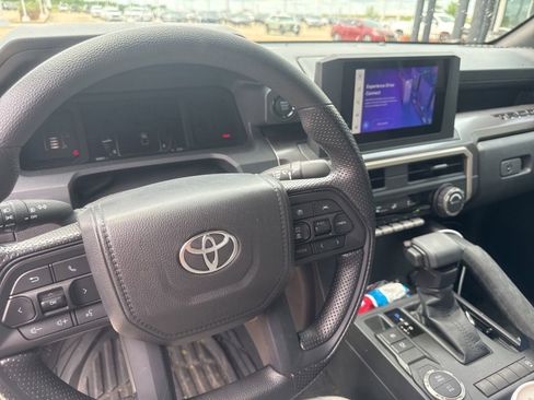 Used 2025 Toyota Tacoma SR5 RWD image 8