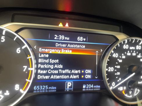 Used 2022 Nissan Altima 2.5 SR AWD/4WD image 7