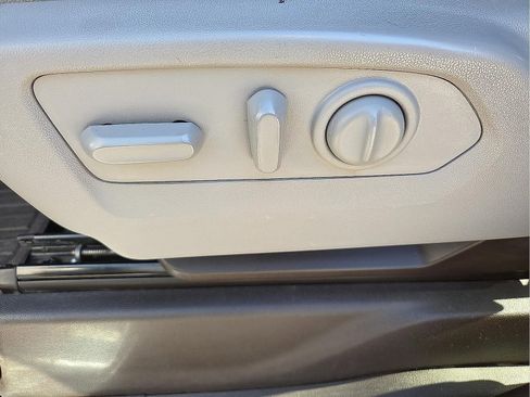 Used 2019 GMC Sierra 1500 SLT w/ SLT Premium Plus Package image 14