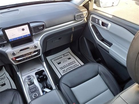 Used 2023 Ford Explorer XLT w/ Equipment Group 202A image 18