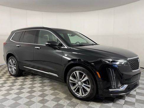 Certified 2024 Cadillac XT6 Premium Luxury image 9