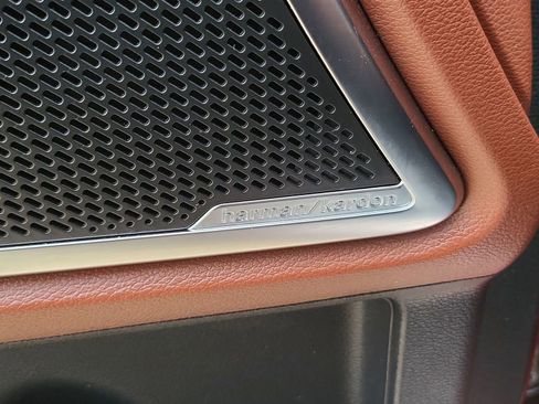 Used 2023 Kia Telluride SX Prestige AWD/4WD image 25