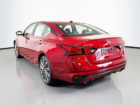 New 2025 Nissan Altima 2.5 SL image 5