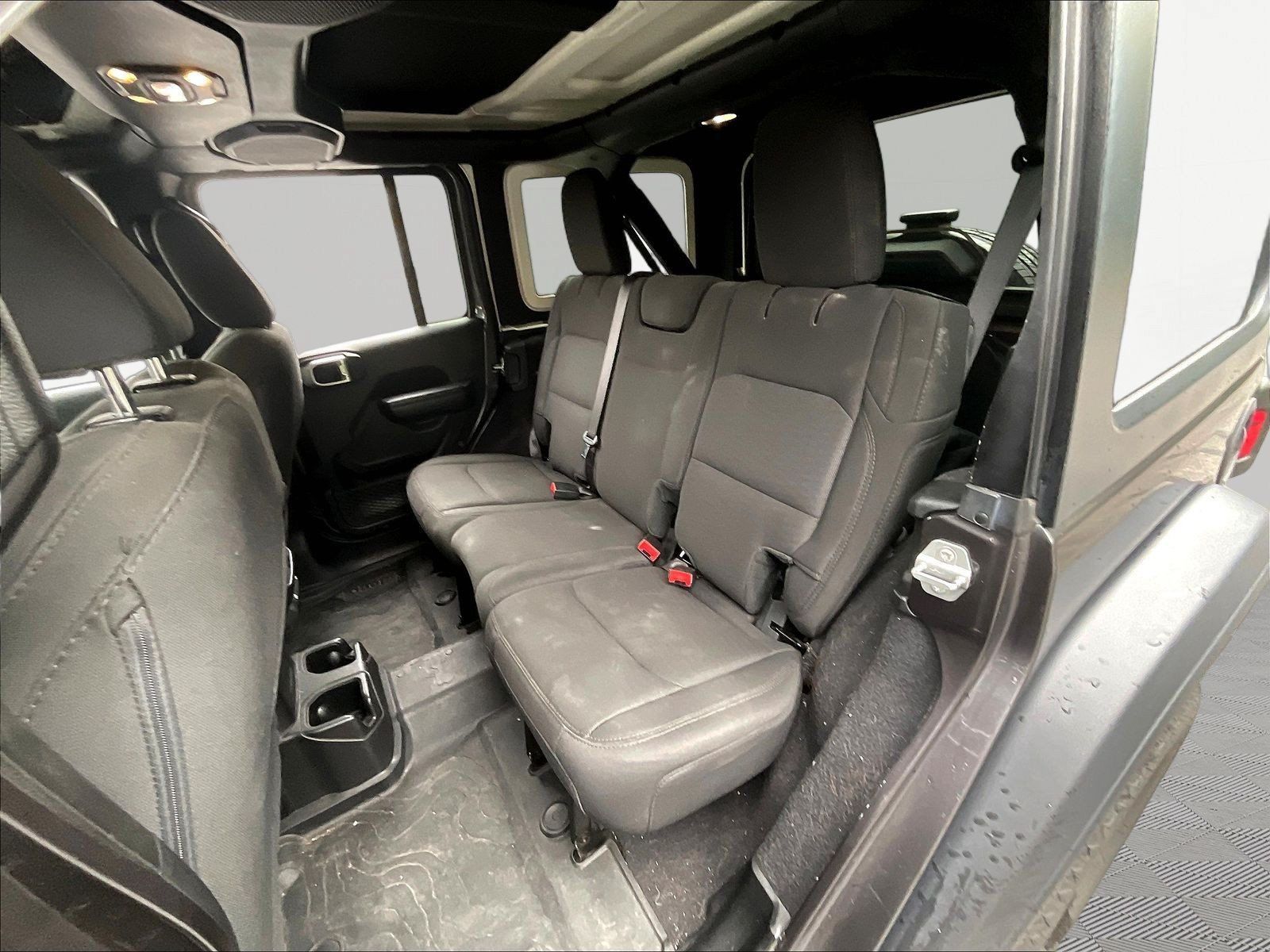 Used 2020 Jeep Wrangler Unlimited Sport AWD/4WD image 22
