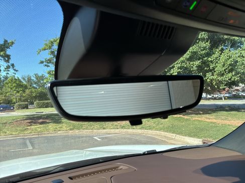 Used 2023 Chevrolet Suburban High Country w/ Advanced Technology Package image 27