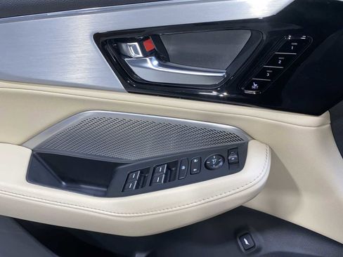 Certified 2023 Acura MDX SH-AWD image 23