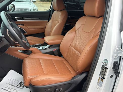 Used 2024 Kia Telluride SX X-Pro AWD/4WD image 11