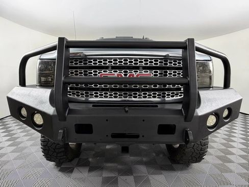 Used 2011 GMC Sierra 3500 Denali AWD/4WD image 3