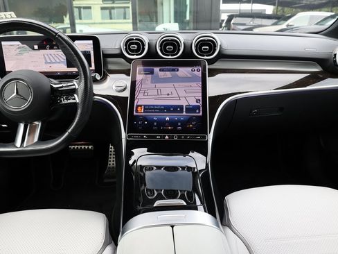 Used 2023 Mercedes-Benz C 300 Sedan image 27