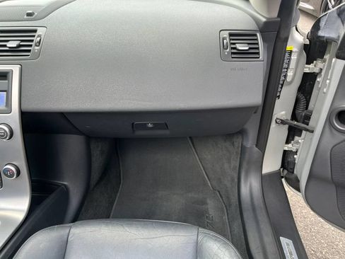 Used 2009 Volvo C70 T5 FWD image 27