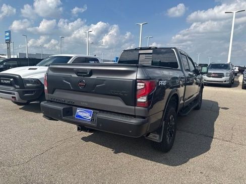 Used 2021 Nissan Titan PRO-4X w/ Pro-4x Convenience Package AWD/4WD image 5