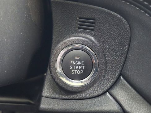 Used 2021 Subaru Outback Premium image 13