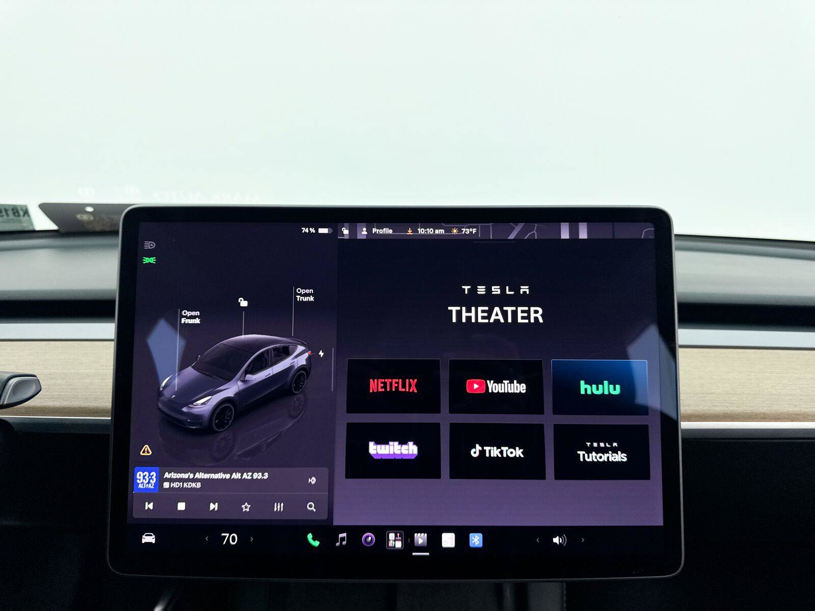 Used 2022 Tesla Model Y Performance AWD/4WD image 24