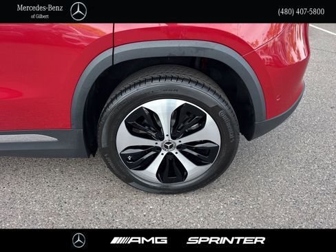 Certified 2025 Mercedes-Benz GLA 250 image 8