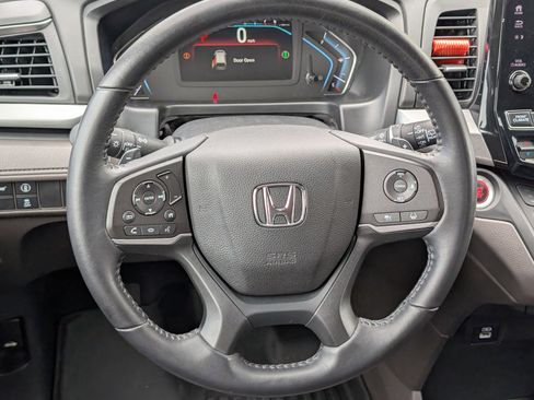 Used 2022 Honda Odyssey EX-L image 12