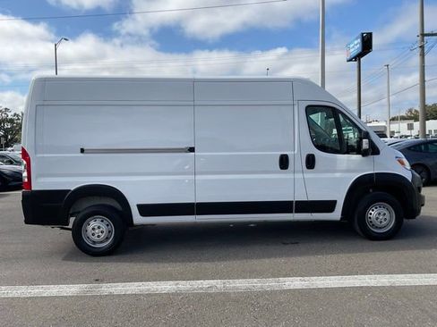 Used 2023 RAM ProMaster 2500 image 2