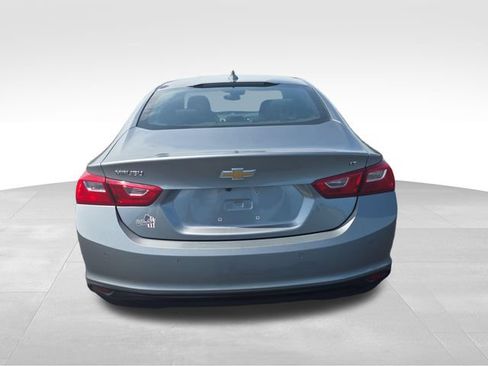 Used 2025 Chevrolet Malibu LT FWD image 4