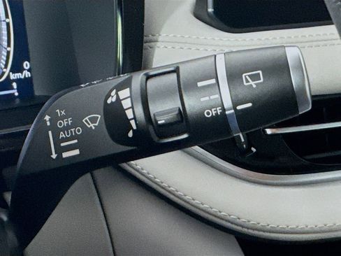 New 2026 INFINITI QX60 Luxe image 13