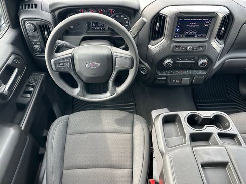 Used 2024 Chevrolet Silverado 1500 Custom Trail Boss w/ LPO, Dark Essentials Package AWD/4WD image 23