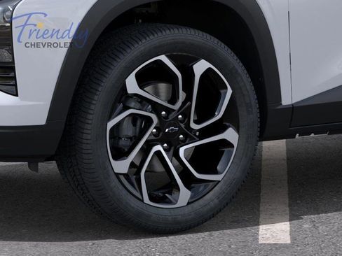 New 2026 Chevrolet Trax RS FWD image 9