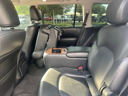 Used 2021 Nissan Armada SL w/ Captain's Chairs Package AWD/4WD image 16