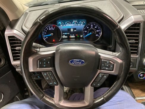 Used 2018 Ford Expedition Max Platinum AWD/4WD image 32