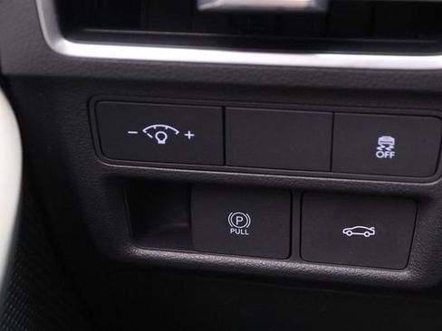 Used 2025 Hyundai Sonata SEL FWD image 20