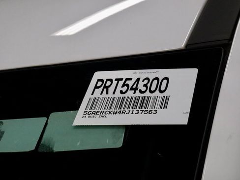 Used 2024 Buick Enclave Premium image 35