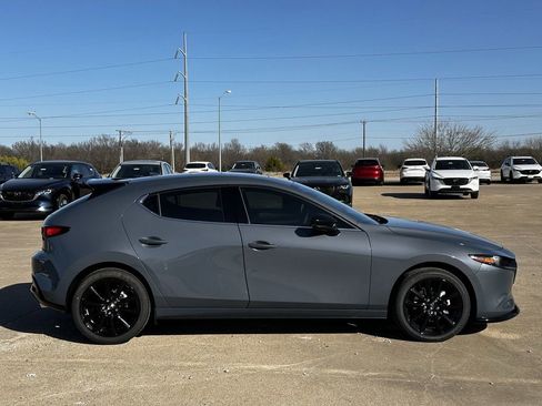 New 2026 MAZDA MAZDA3 Hatchback w/Premium Plus Pkg image 3