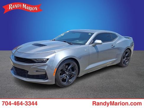 Used 2019 Chevrolet Camaro SS RWD image 1