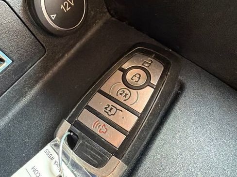 Used 2020 Ford Escape SEL FWD image 37