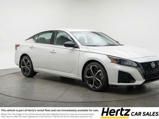 Used 2025 Nissan Altima 2.5 SR video 1