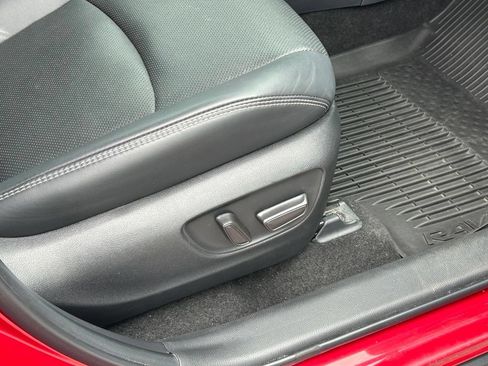 Used 2023 Toyota RAV4 Limited AWD/4WD image 45